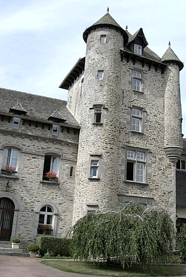 Le château prieural de Montsalvy